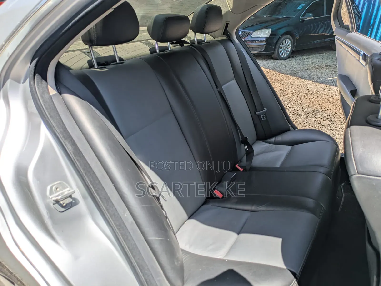 Mercedes-Benz C200 2012 Silver