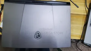 Laptop MSI Crosshair 15 8GB Intel Core i7 SSD 512GB