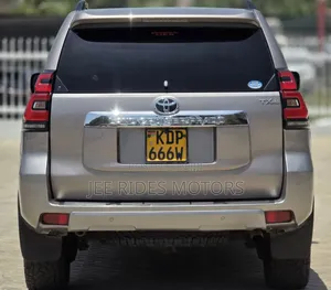 Toyota Land Cruiser Prado 2019 Gray