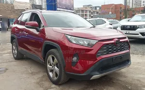 Toyota RAV4 2019 Red