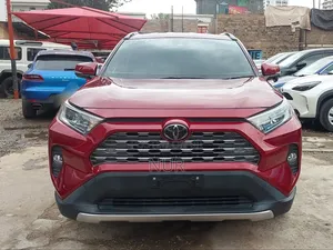 Toyota RAV4 2019 Red