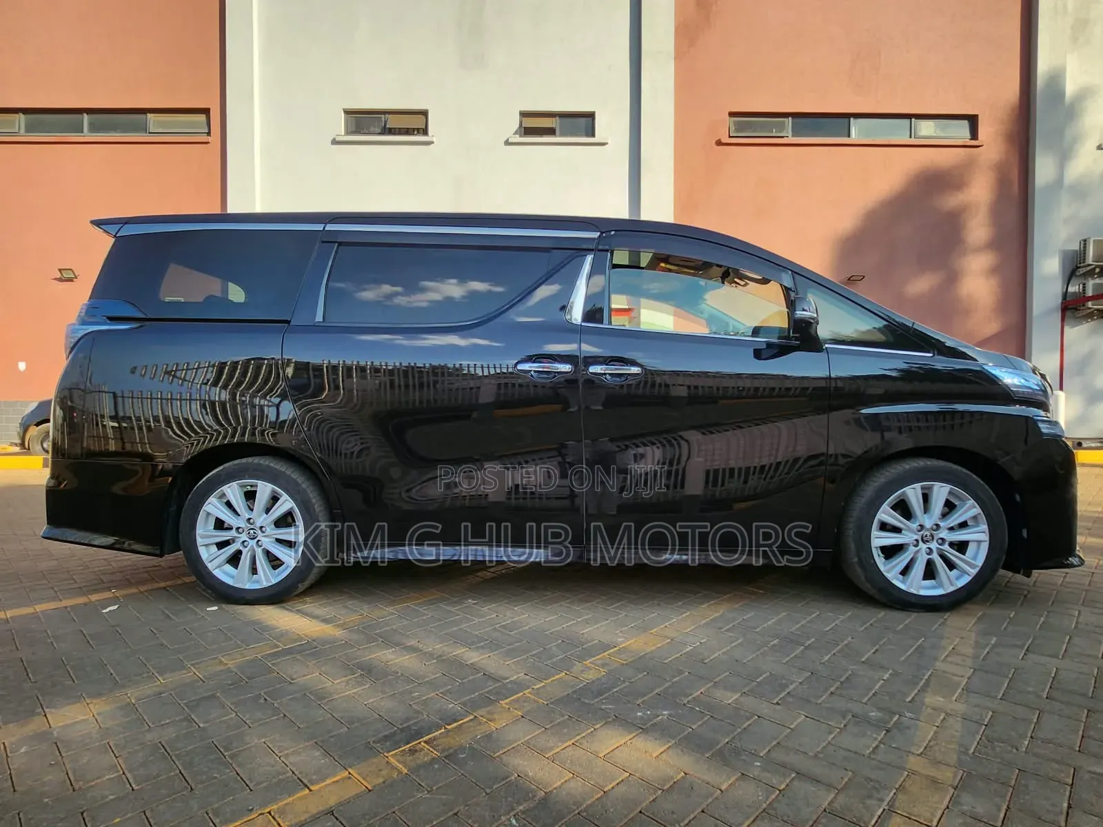 Toyota Vellfire 2018 Black