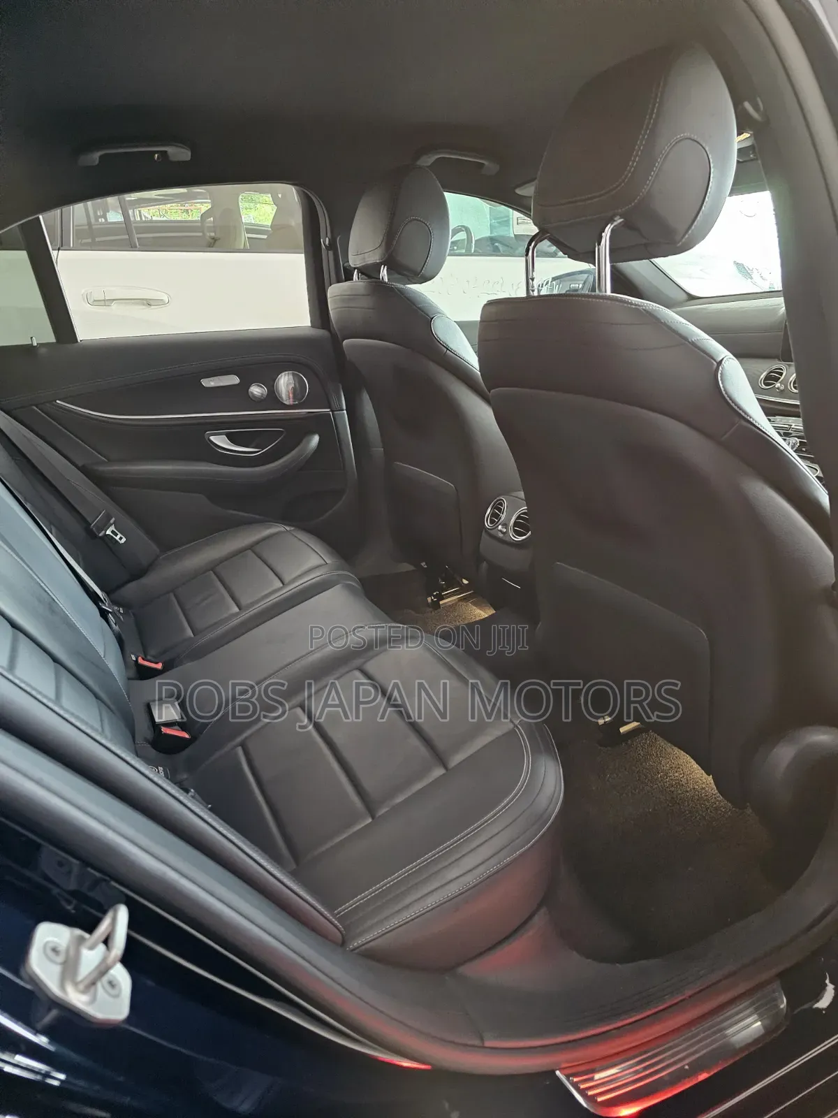 Mercedes-Benz E200 2019 Blue