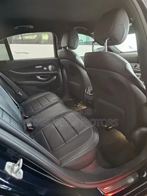 Mercedes-Benz E200 2019 Blue