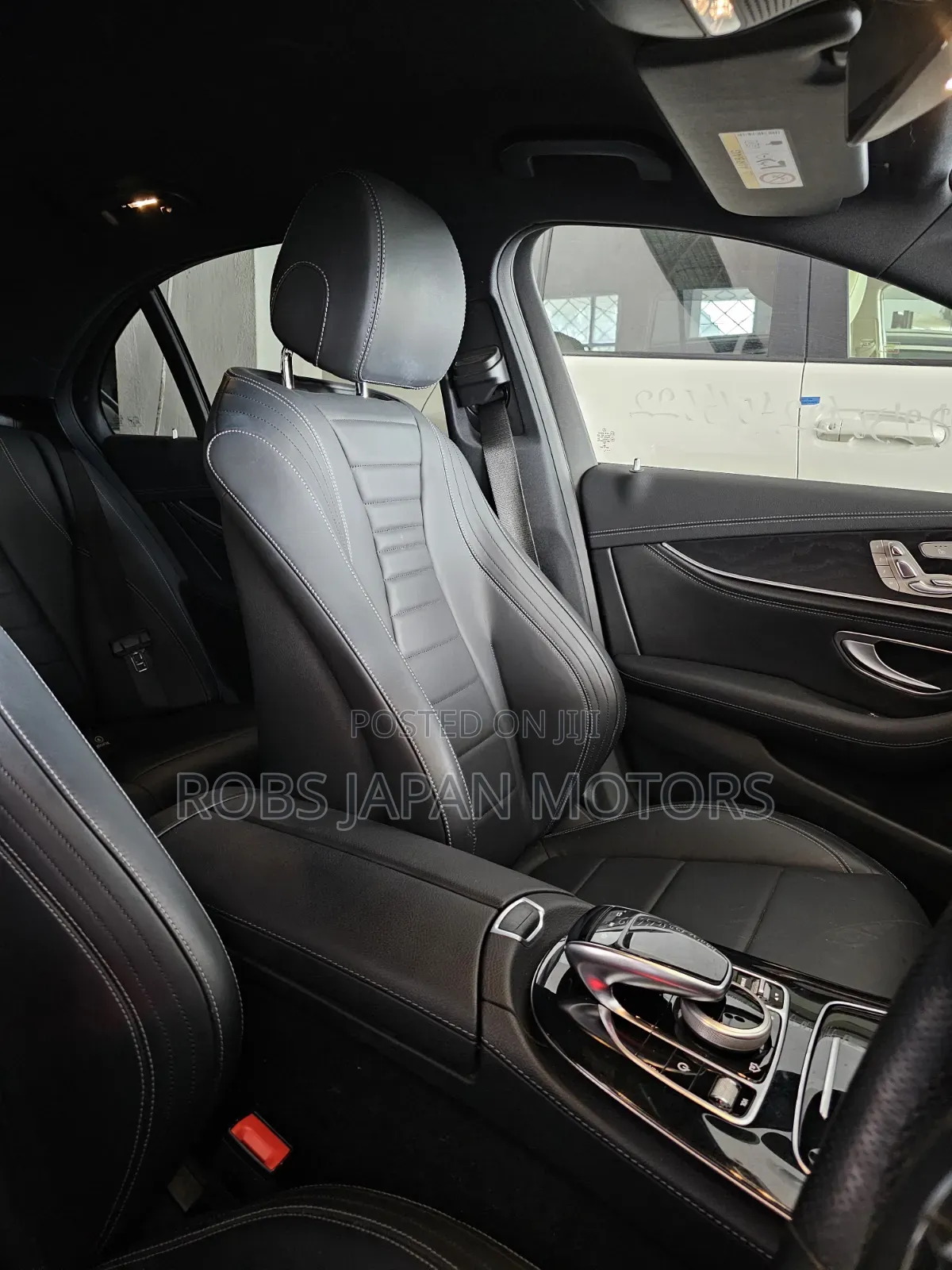 Mercedes-Benz E200 2019 Blue