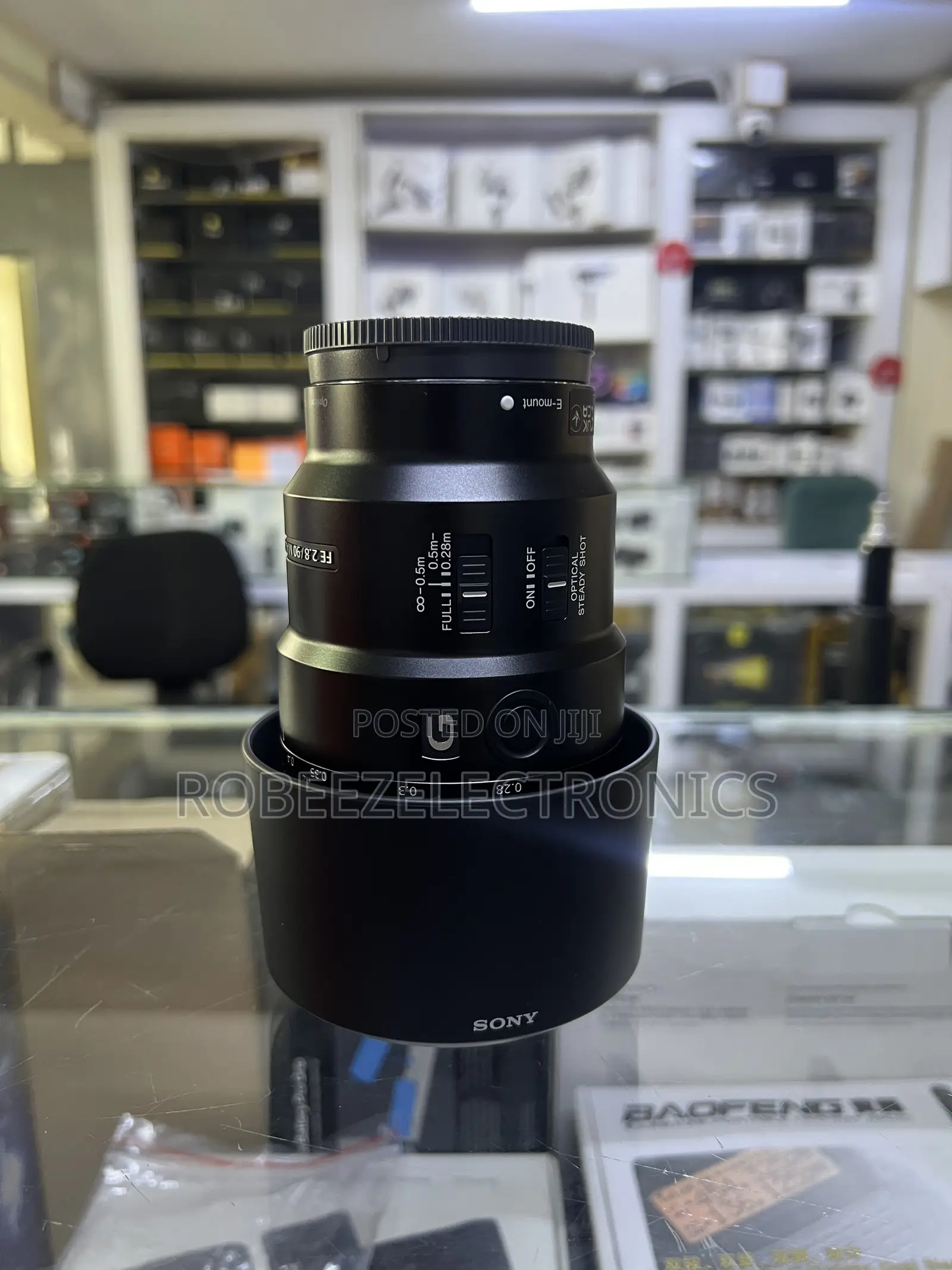 Sony FE 90mm F/2.8 Macro G OSS Lens