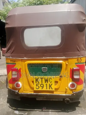 Bajaj RE 2021 Yellow