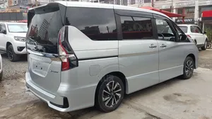 Nissan Serena 2019 Silver