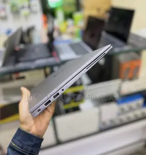 Laptop HP ZBook Firefly 14 G7 16GB Intel Core i7 SSD 512GB