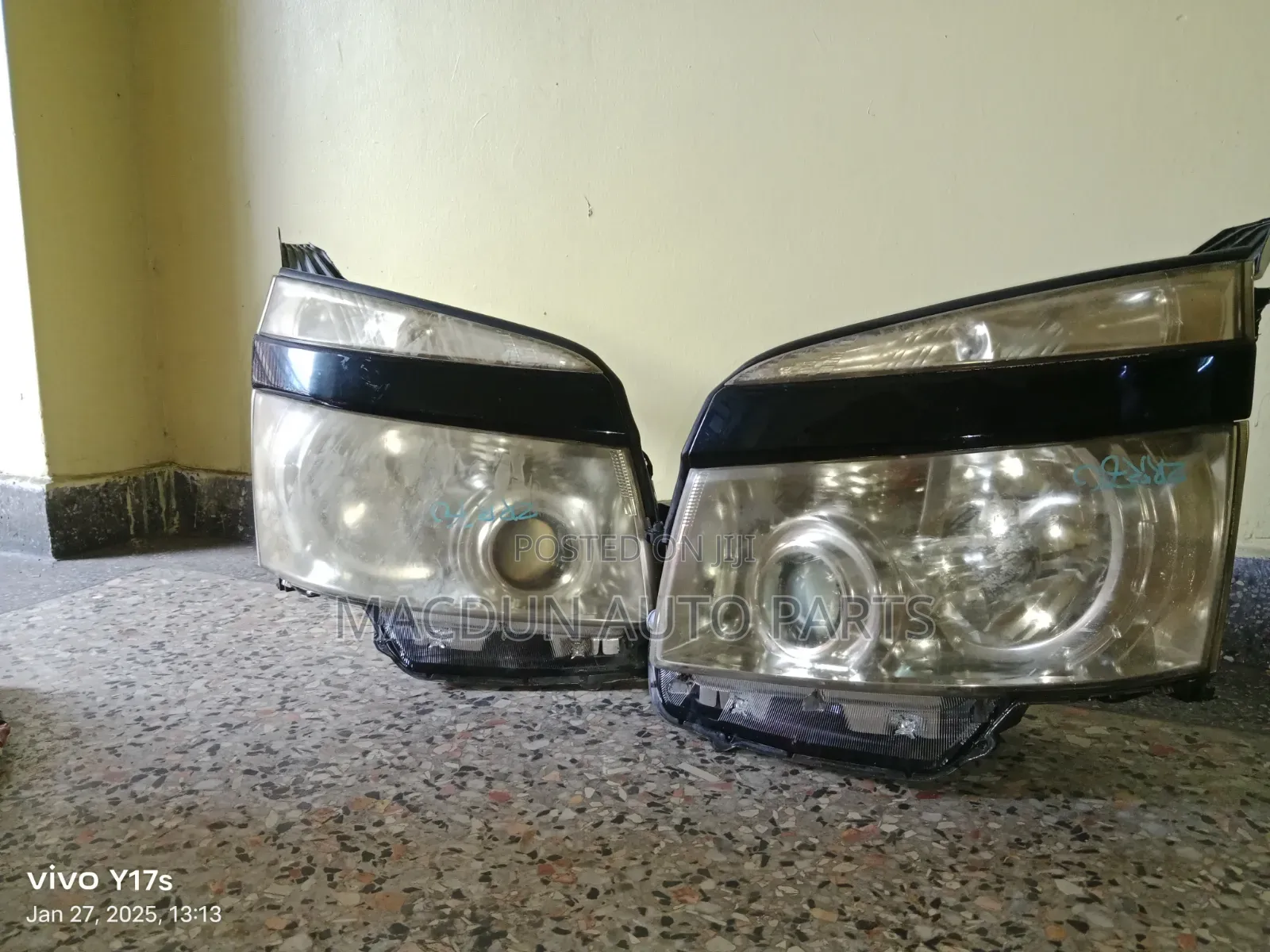 Toyota Voxy 2008 Xenon Headlights