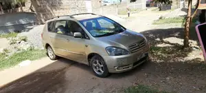 Toyota Picnic 2.0 FWD 2003 Beige