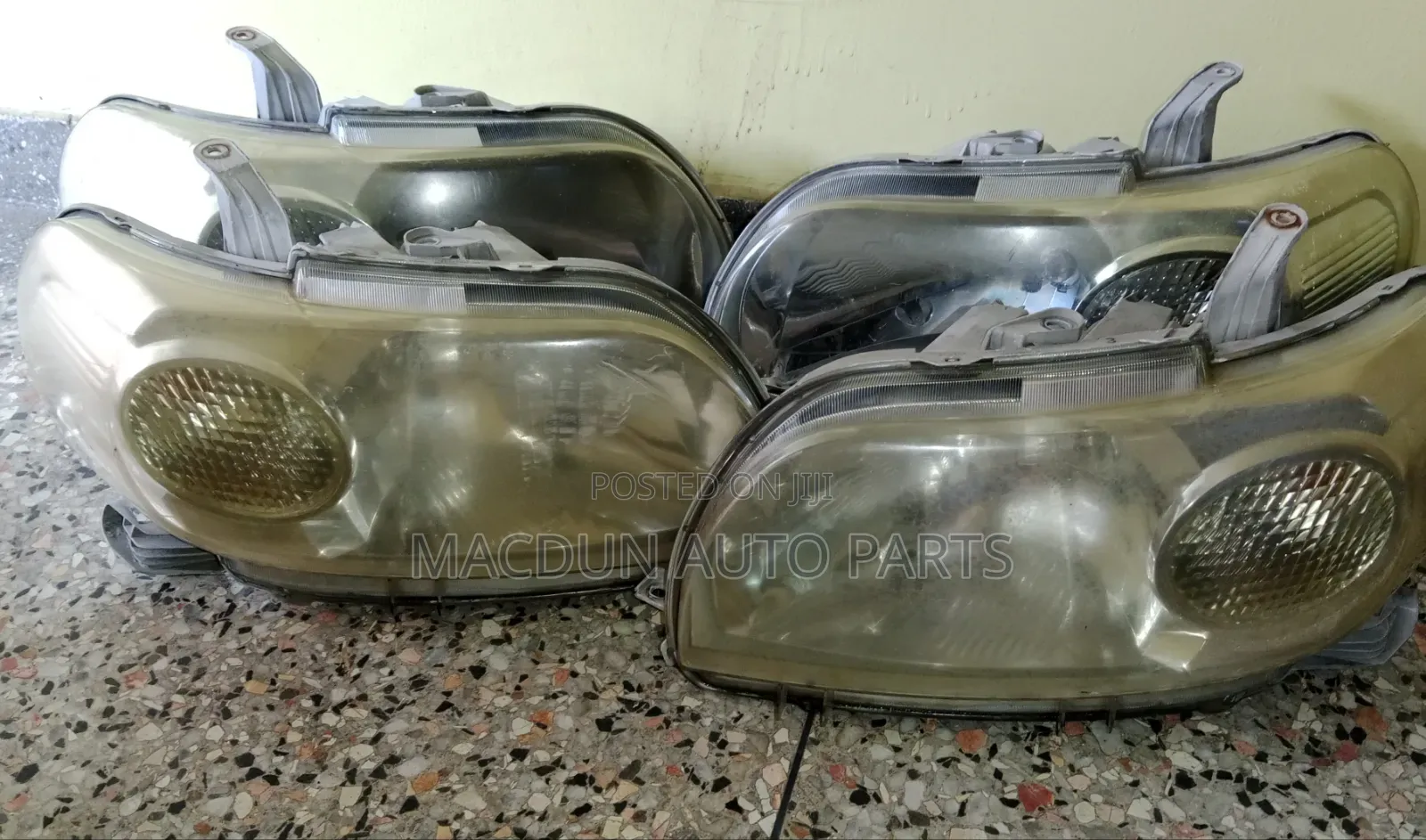 Toyota Porte Xenon Headlights