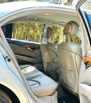 Mercedes-Benz E200 2003 Gray