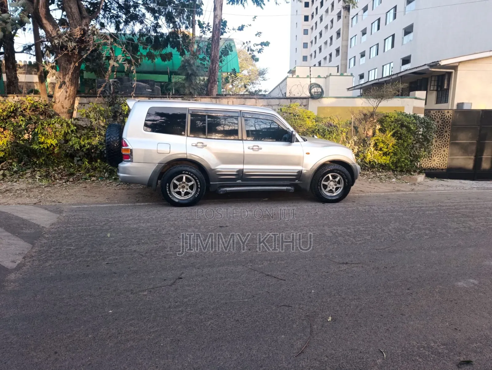 Mitsubishi Pajero 2005 Silver