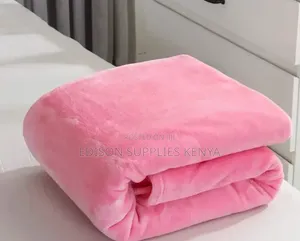 Pink Fleece Ultra Soft Blanket – Plush, Warm Cozy Decor152*203