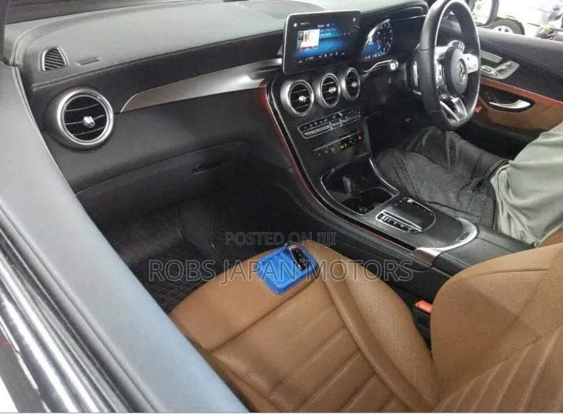Mercedes-Benz GLC-Class 2020 Off white