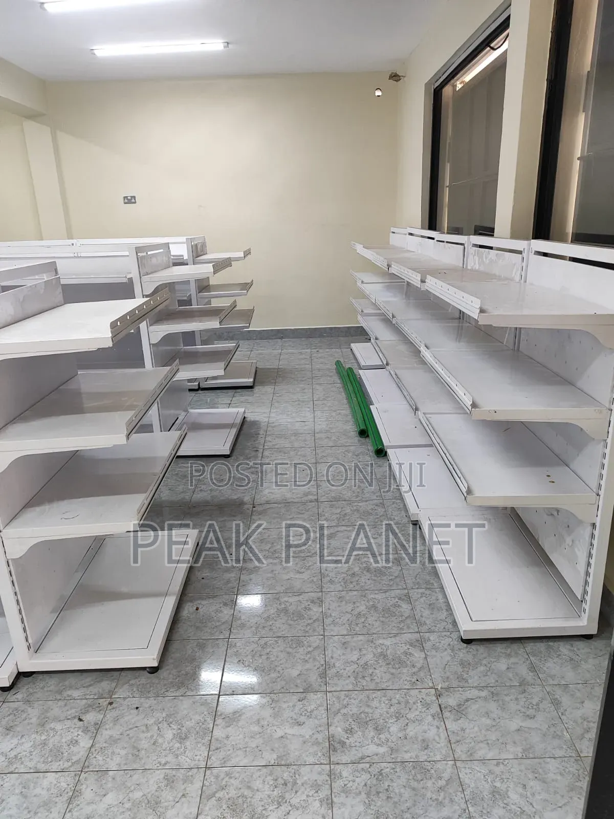 Affordable Single Shelves for Sale