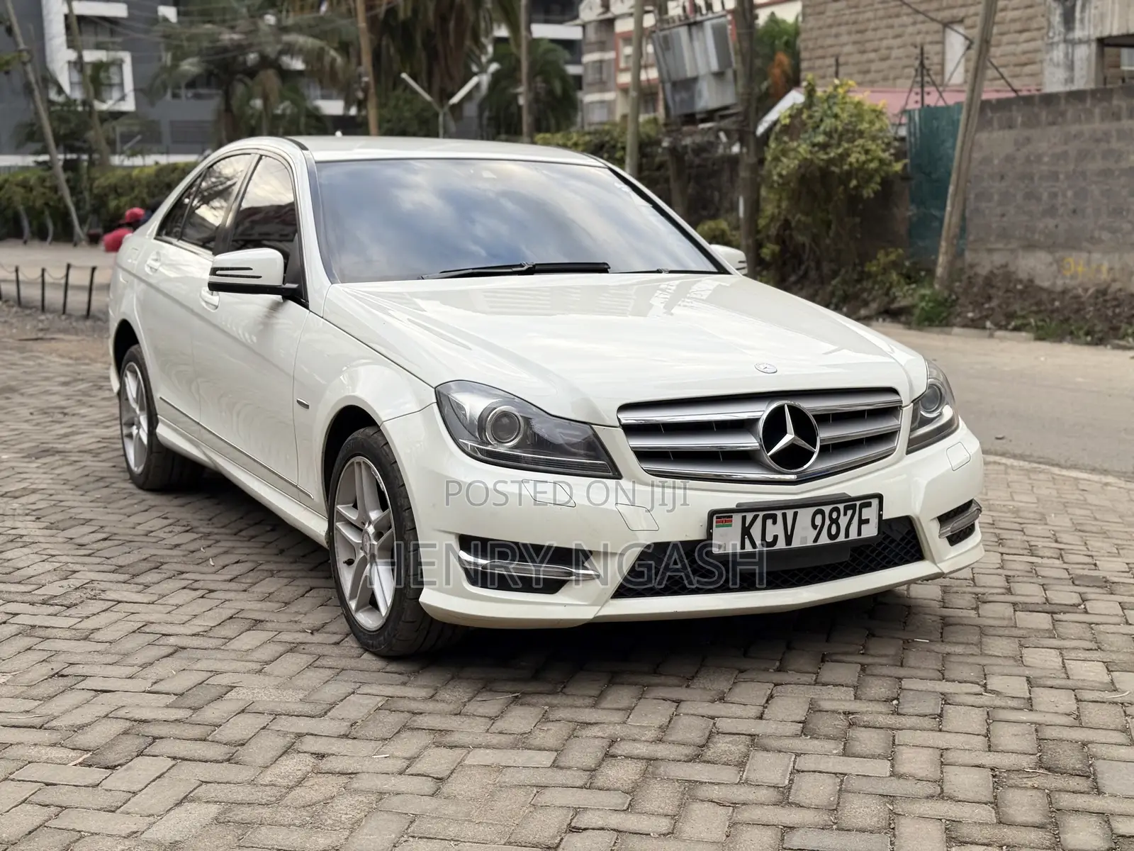 Mercedes-Benz C200 2012 White