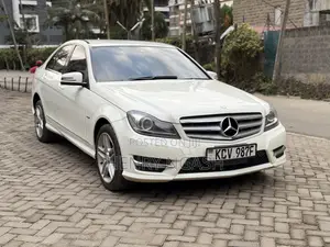 Mercedes-Benz C200 2012 White