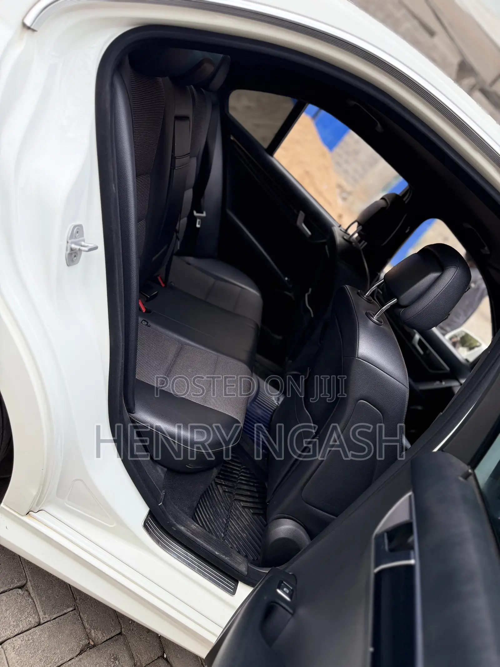 Mercedes-Benz C200 2012 White