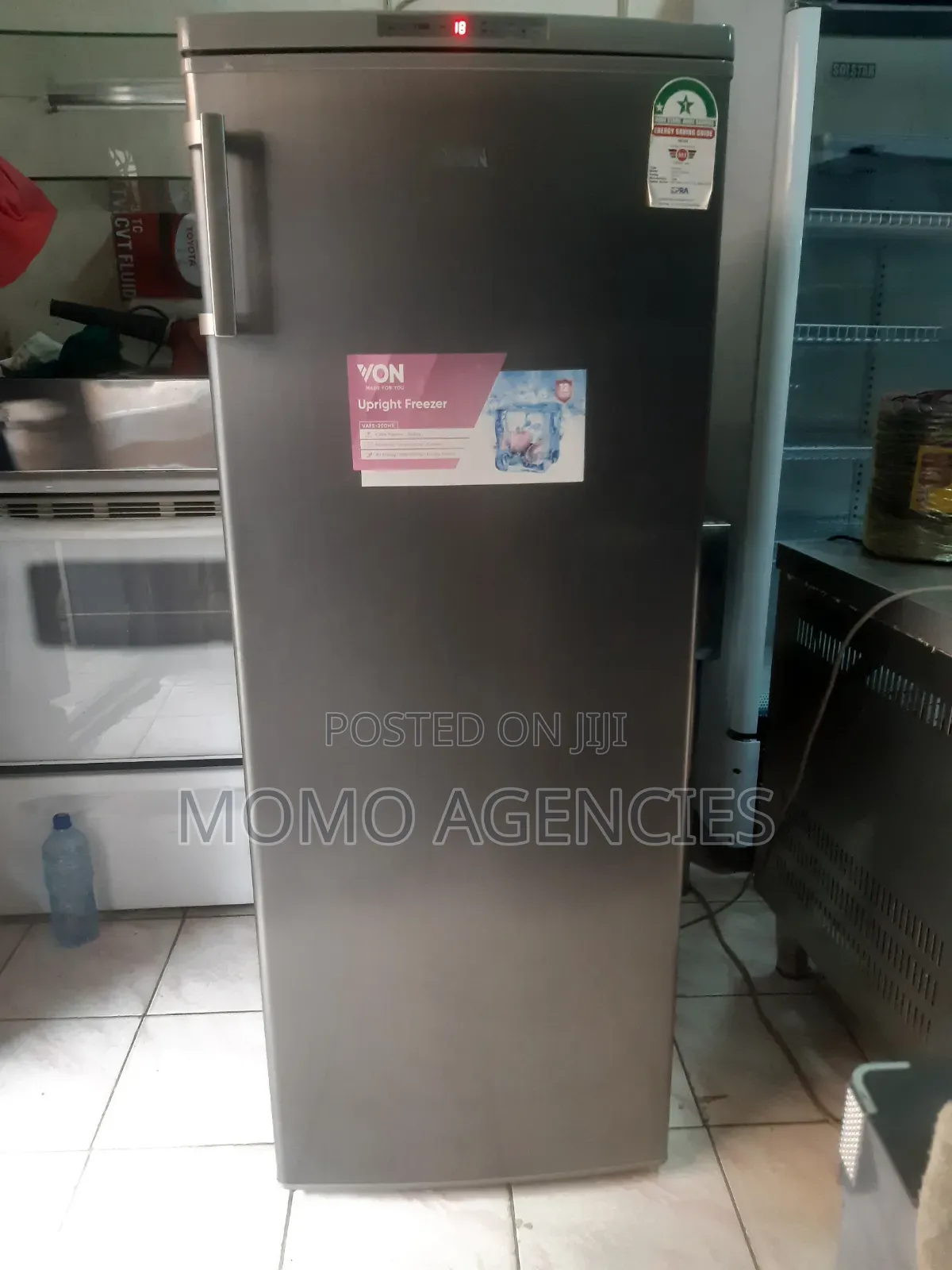 Von Upright Freezer