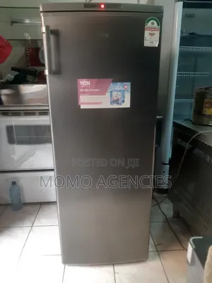 Von Upright Freezer