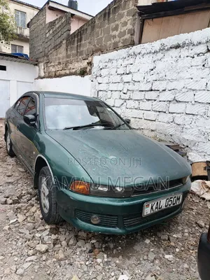Mitsubishi Lancer 2000 Green