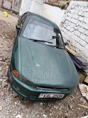 Mitsubishi Lancer 2000 Green