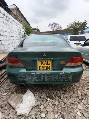 Mitsubishi Lancer 2000 Green