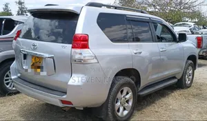 Toyota Land Cruiser Prado 2012 Silver