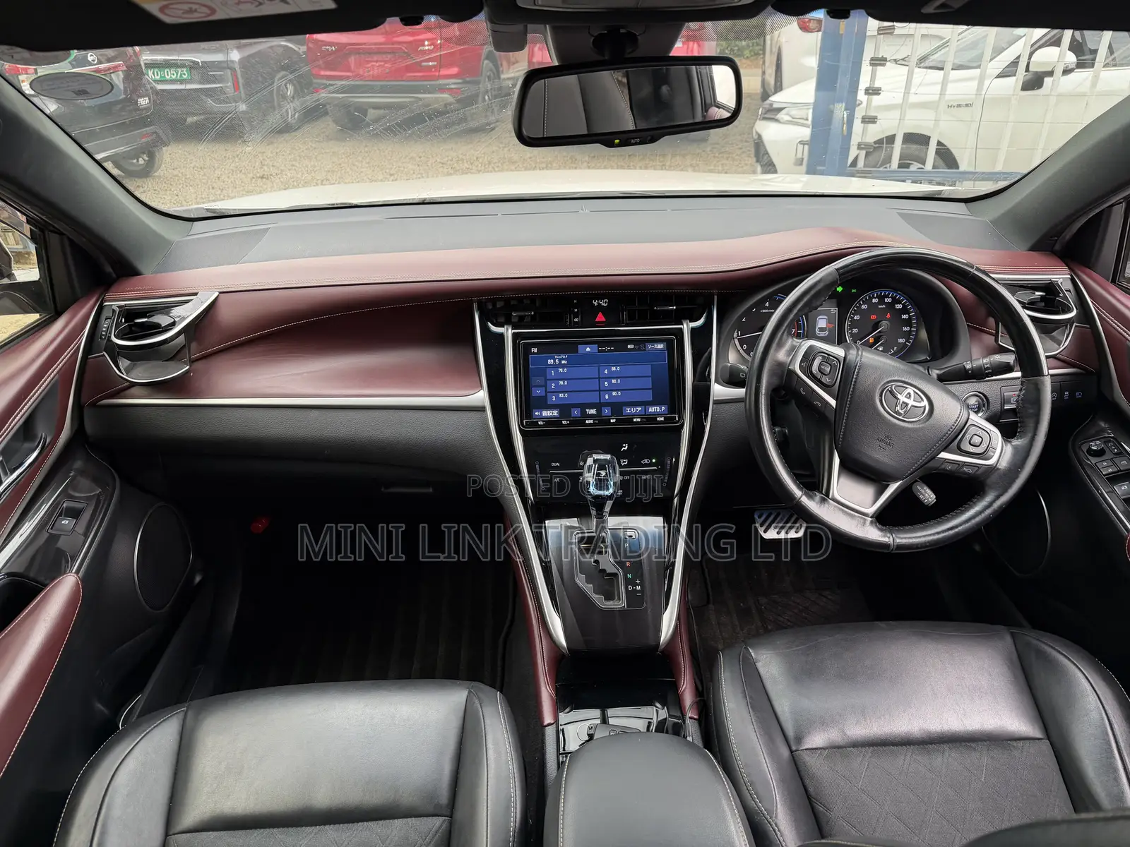 Toyota Harrier 2.0 2019 Pearl