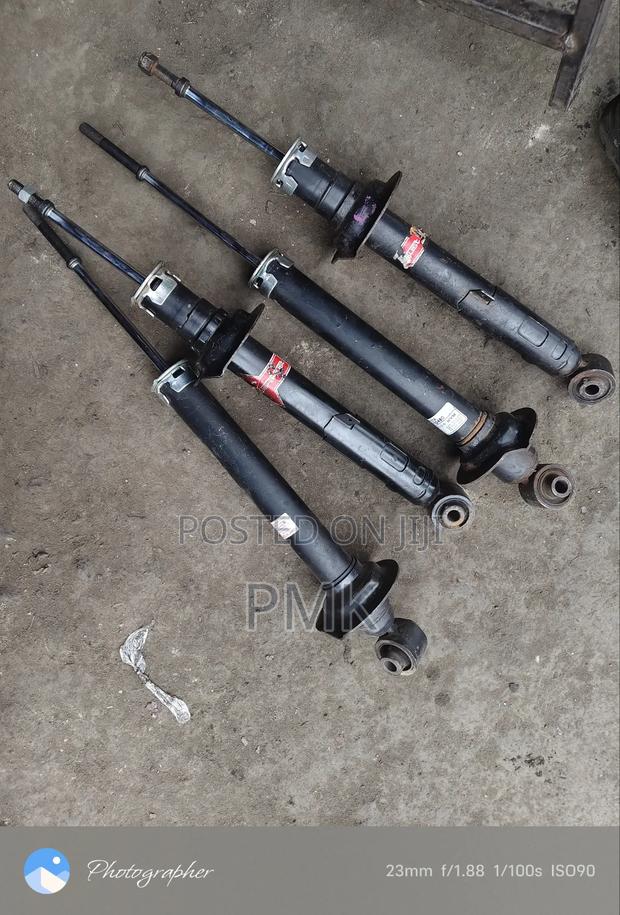 Toyota Mark X Shock