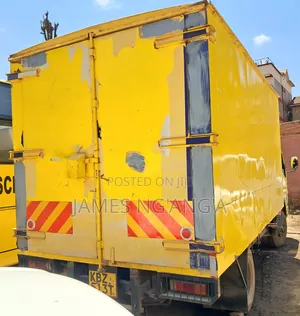 Mitsubishi Canter 4d34