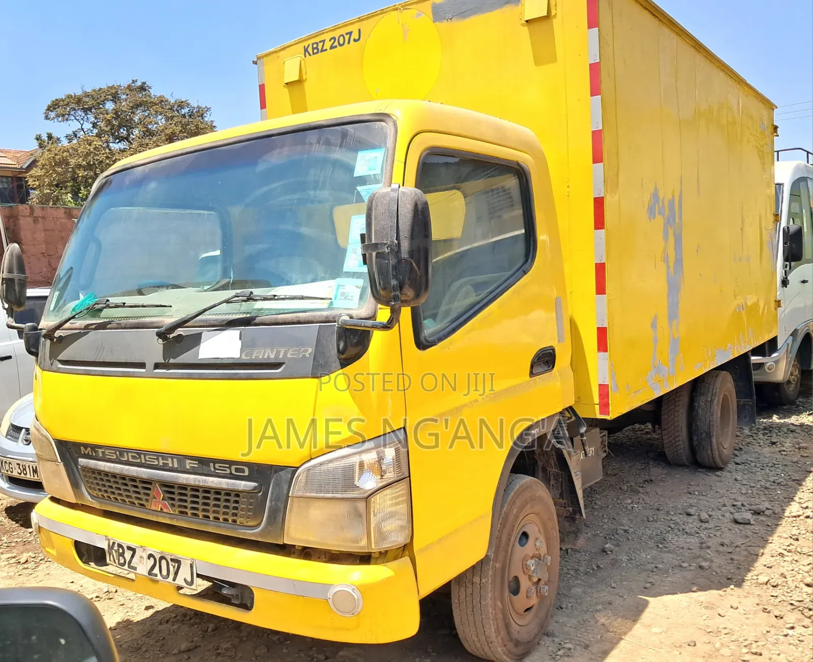 Mitsubishi  Canter Fe84