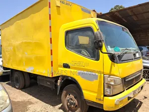Mitsubishi  Canter Fe84