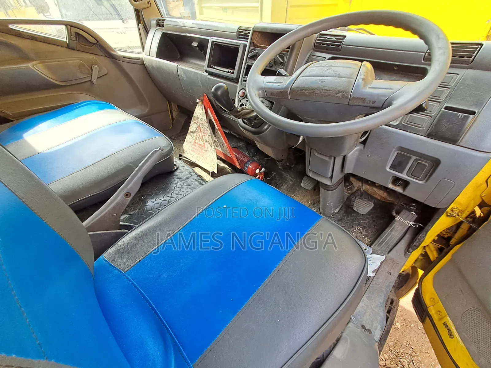 Mitsubishi  Canter Fe84