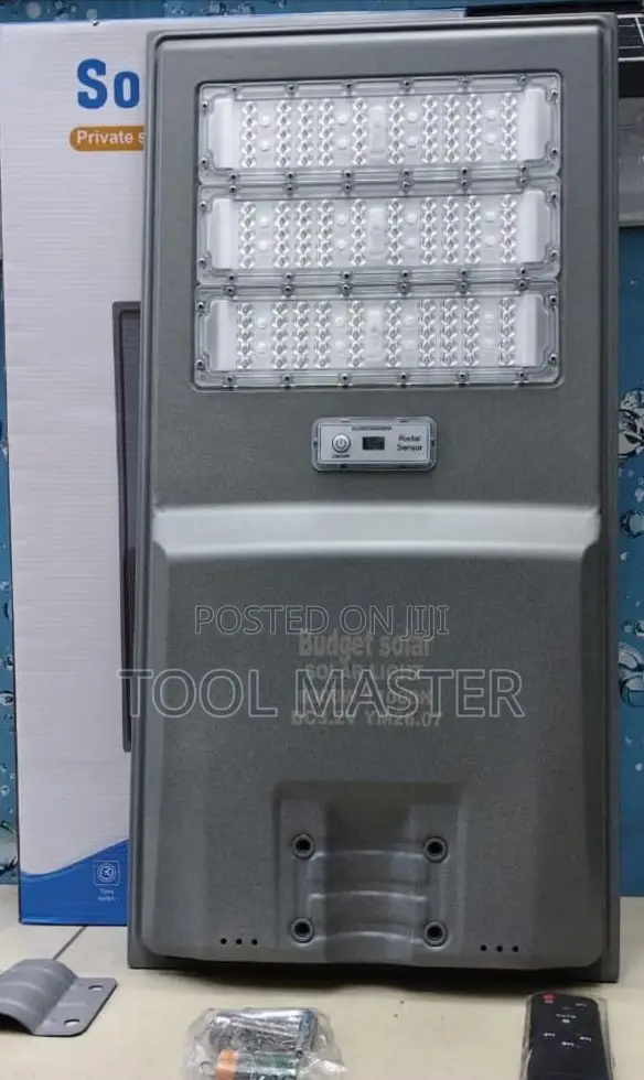 Budget Solar Project Street Light – 6000w/ High-End 6000W Street Light