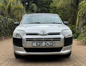 Toyota Succeed 2019 Silver