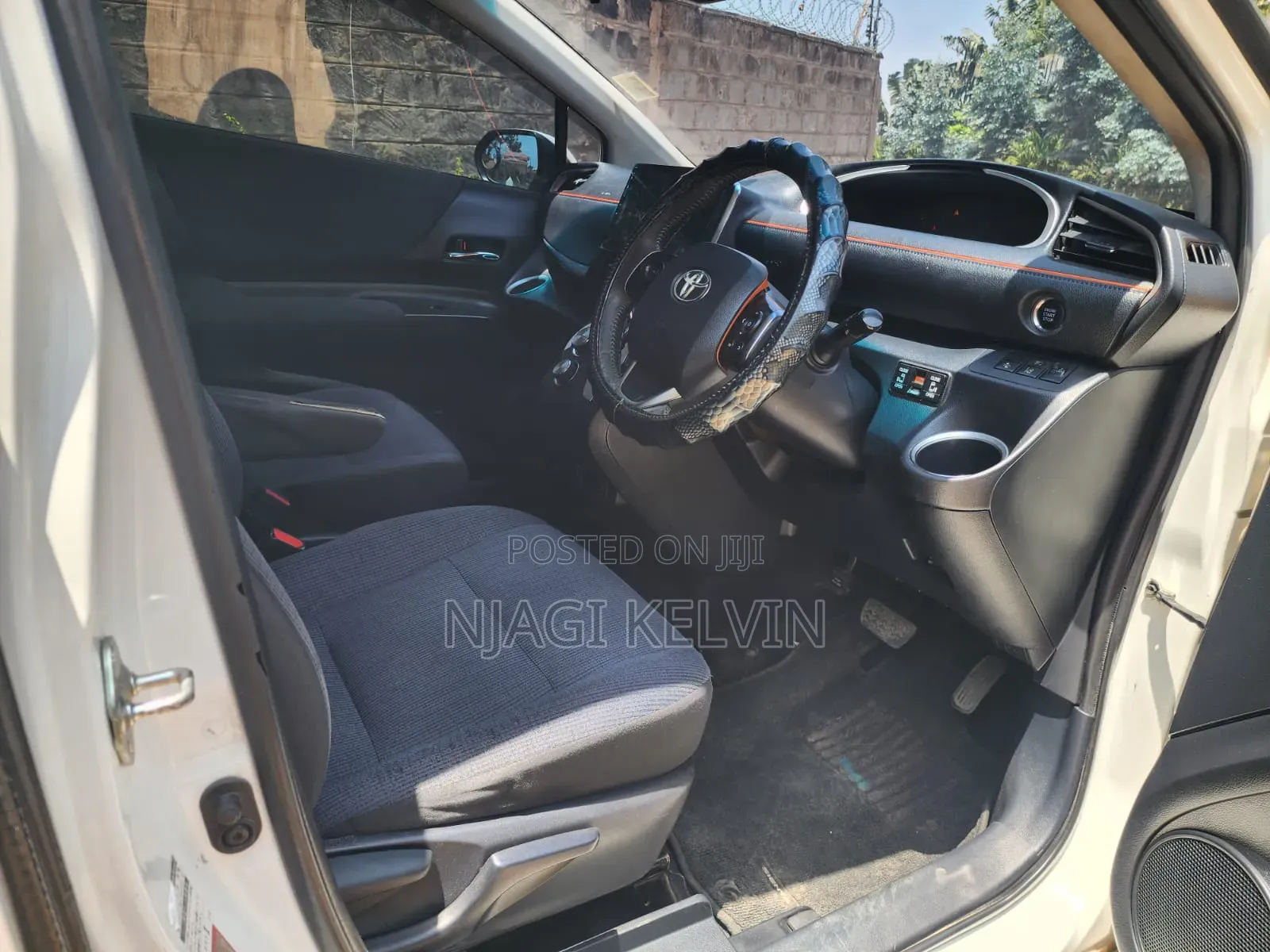Toyota Sienta 2016 White