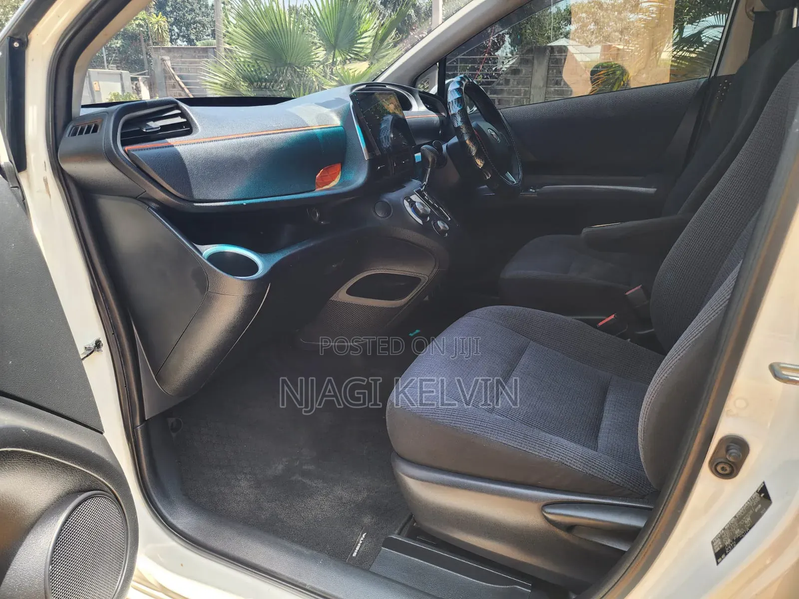 Toyota Sienta 2016 White