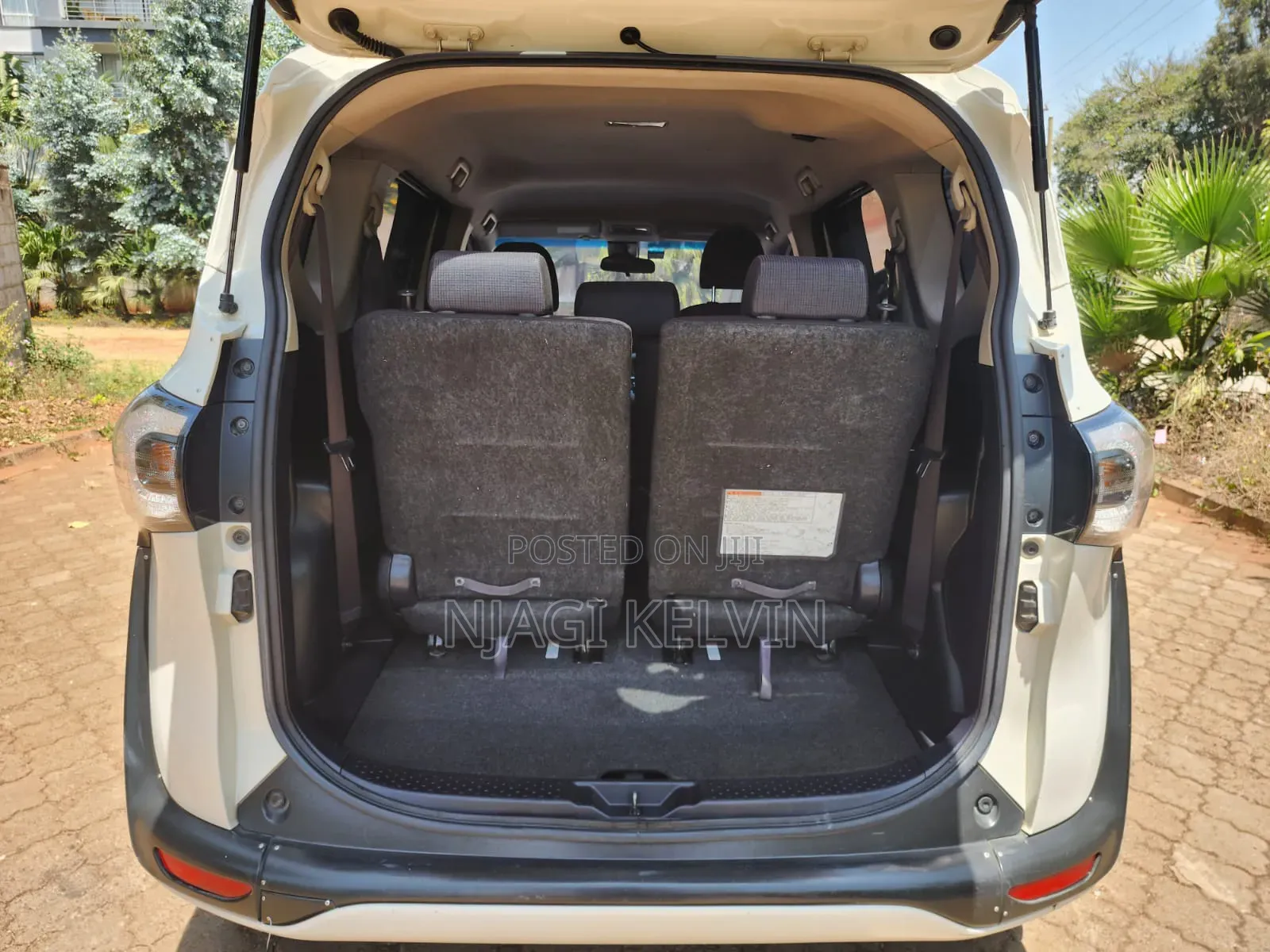 Toyota Sienta 2016 White