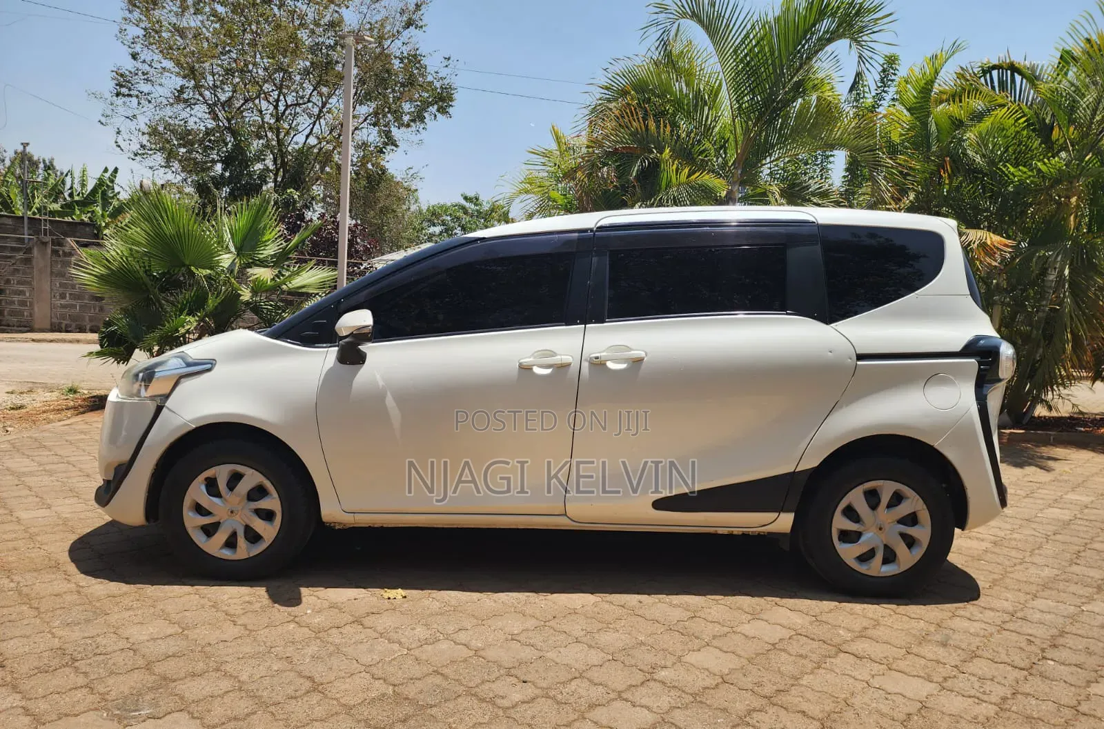 Toyota Sienta 2016 White