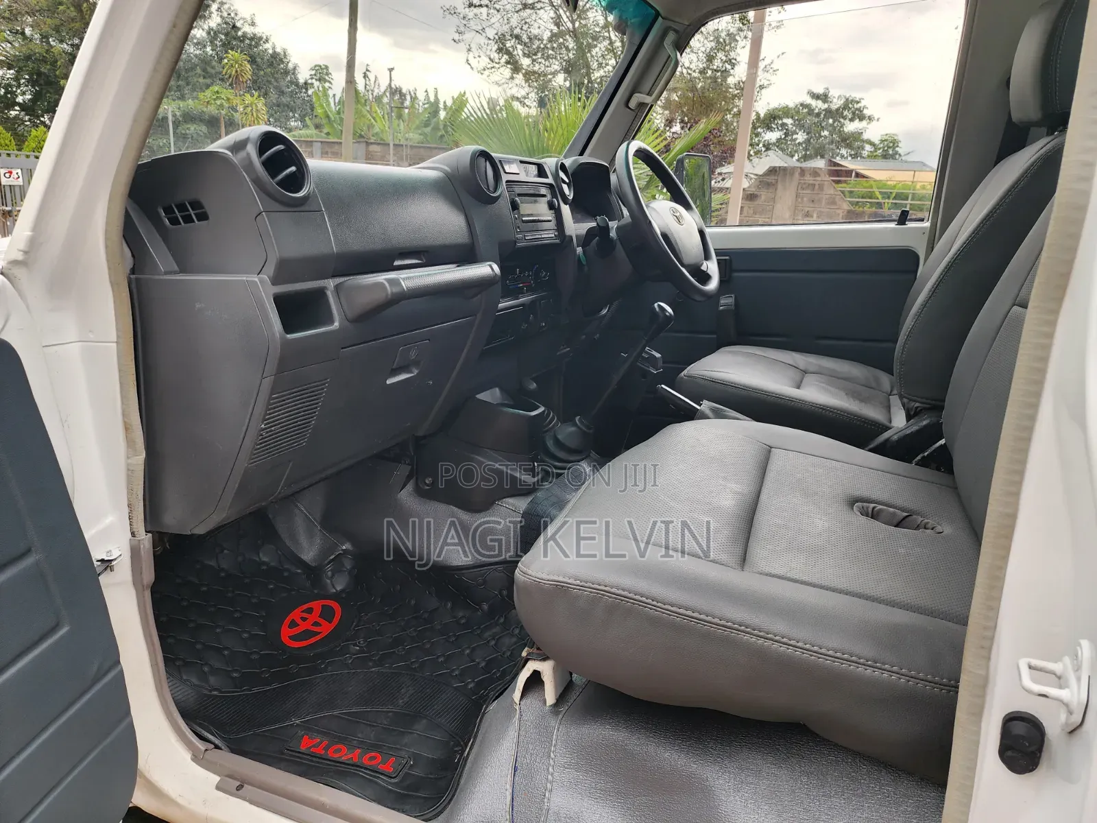 Toyota Land Cruiser 2013 White