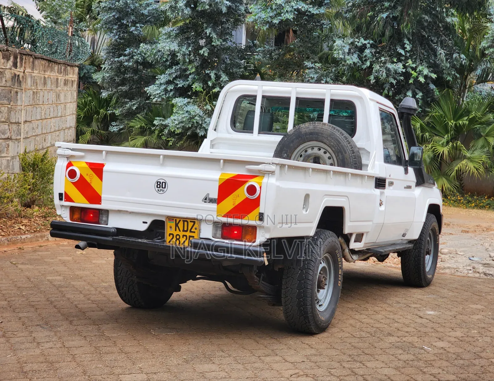 Toyota Land Cruiser 2013 White