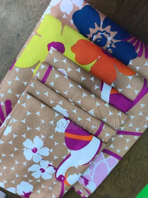 Soft Cotton Flat Bedsheets 7×8/6×6 With 4 Pillow Cases