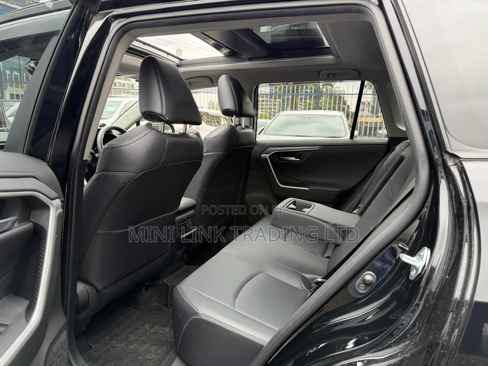Toyota RAV4 Limited AWD 2020 Black