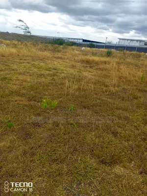 Lukenya Rd  5 , 10 ,15 Acres 9kms Inside  Off Mombasa Rd for Godiwns