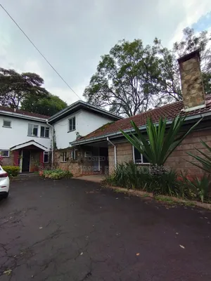 4bdrm Bungalow in Lavington, Muthangari for rent