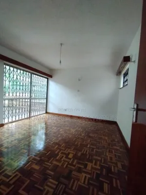 4bdrm Bungalow in Lavington, Muthangari for rent