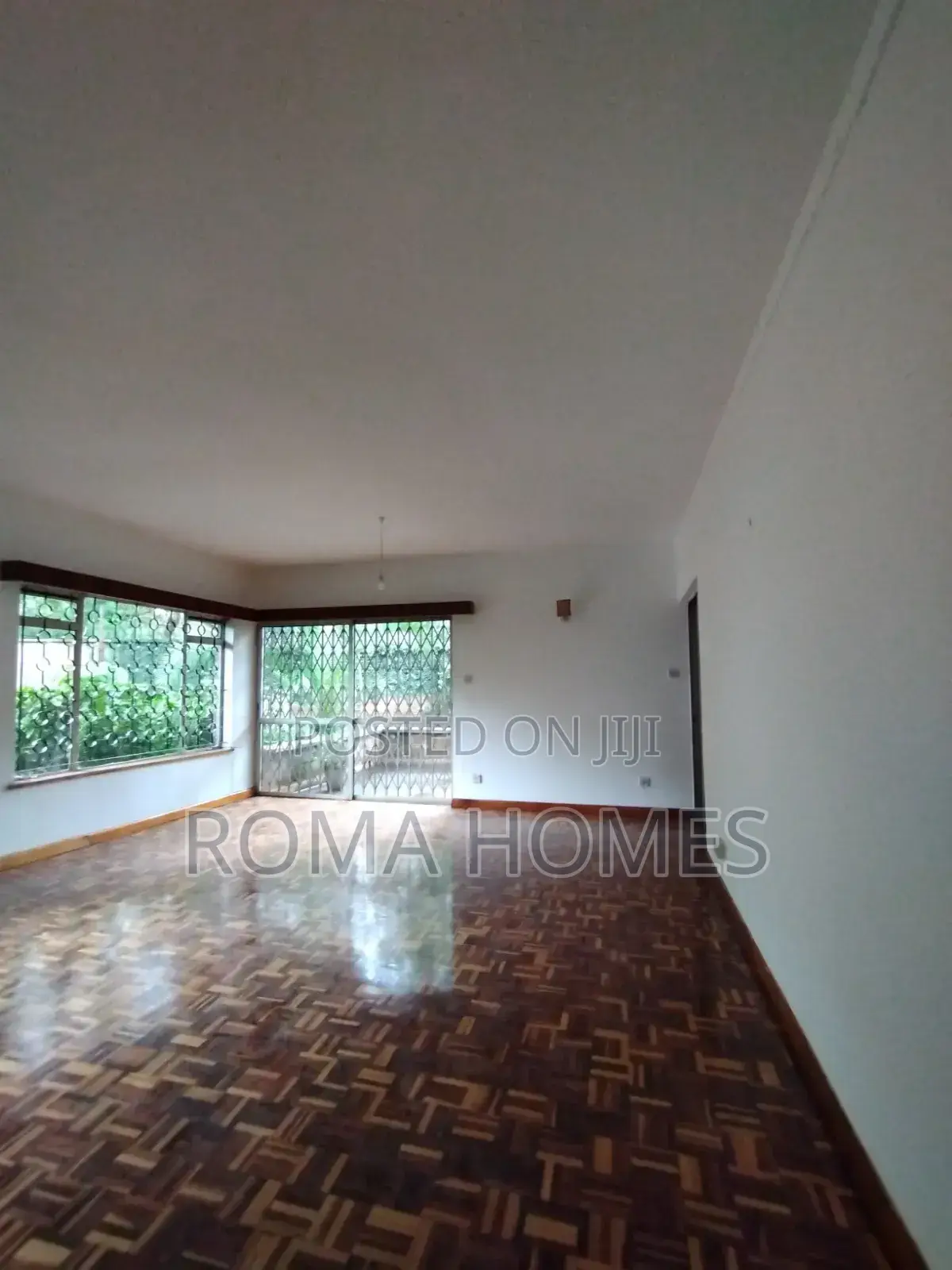 4bdrm Bungalow in Lavington, Muthangari for rent